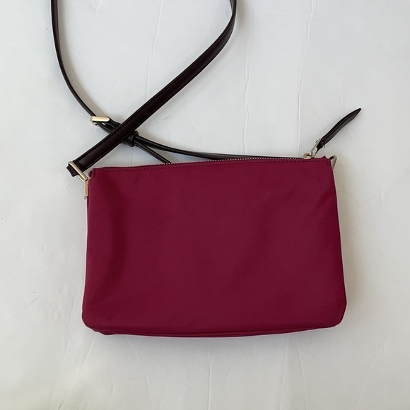 Kate Spade Burgundy/ Rhubarbtrt triple gusset crossbody bag nylon - Picture 4 of 5